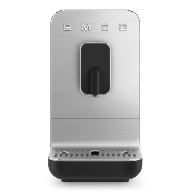 SMEG Täisautomaatne Kohvimasin BCC11BLMEU, must