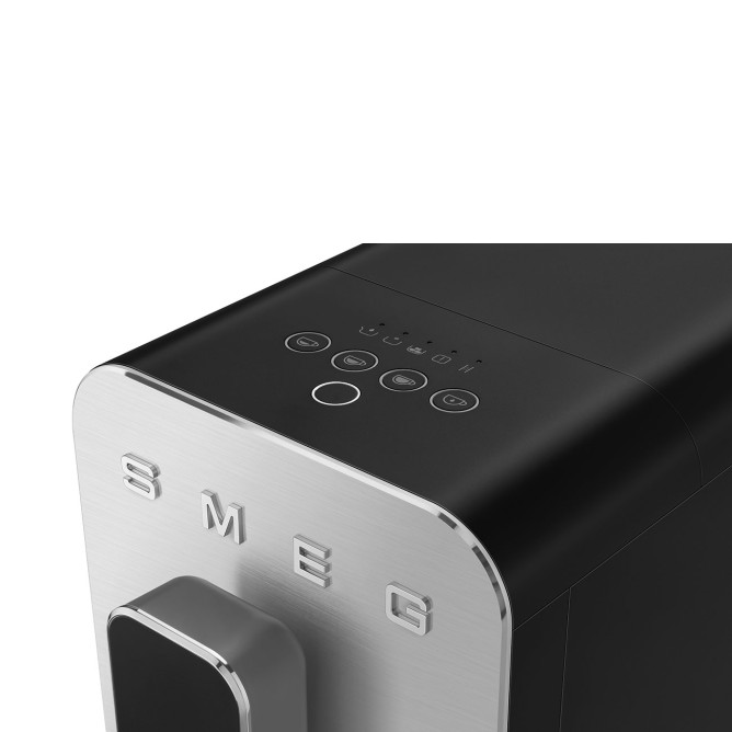 SMEG Täisautomaatne Kohvimasin BCC11BLMEU, must